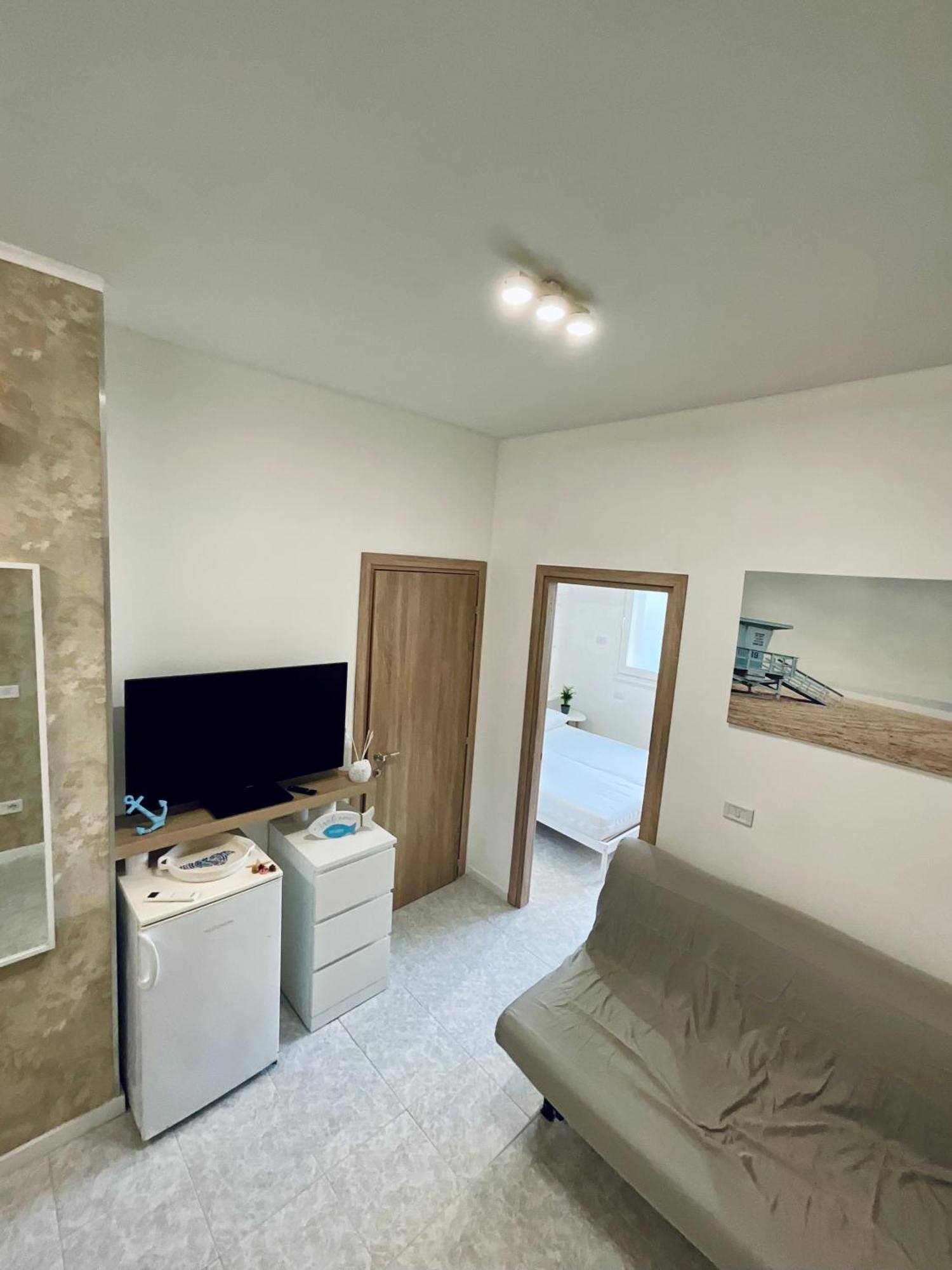 100 Mt Dal Mare - On The Beach - Wifi - Clima Relax For Family Porto San Giorgio Exterior foto